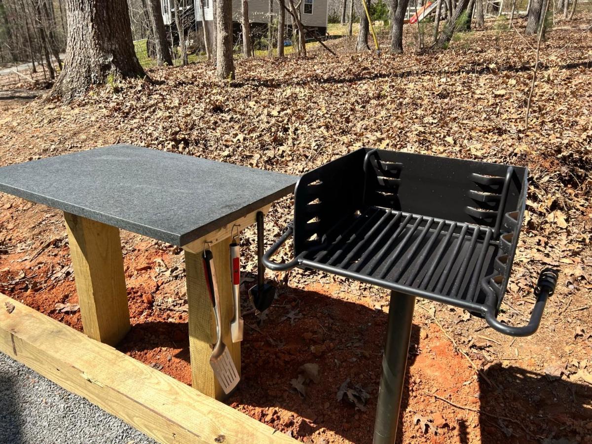 Less Than 3 Miles To Downtown With Firepit Ellijay Ngoại thất bức ảnh